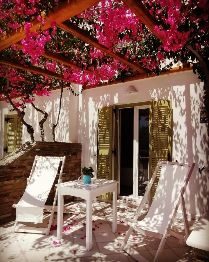 Aegeo Inn Antiparos ciudad Exterior foto